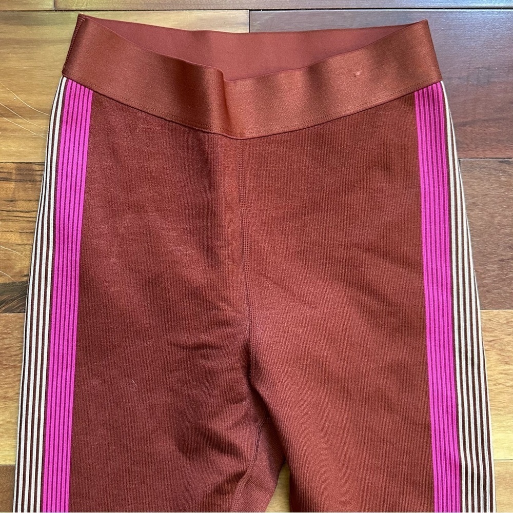 Fabletics Ultra High Waisted Seamless Stripe Leggings - Picture 5 of 10